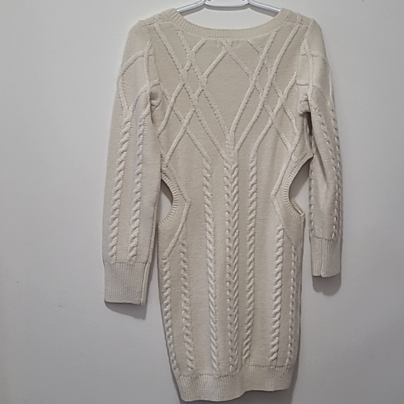 Skylar Rose Knit Dress - Picture 2 of 3
